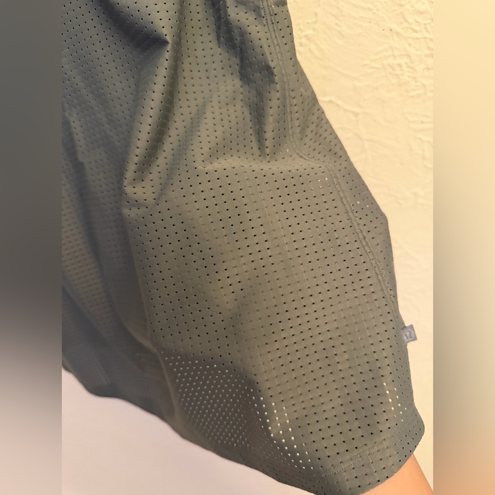 Lululemon Tank Top - Picture 2 of 4
